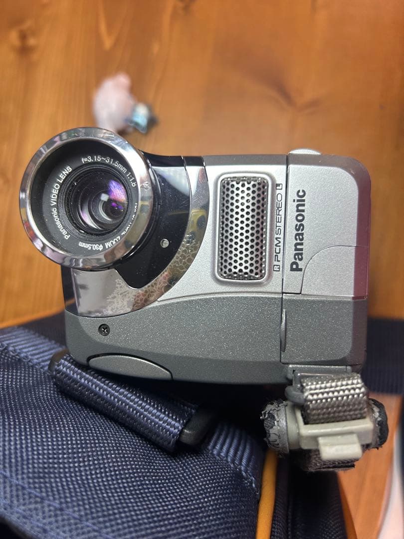 Panasonic パナソニック　NV-GS5 ビデオカメラ　充電器など