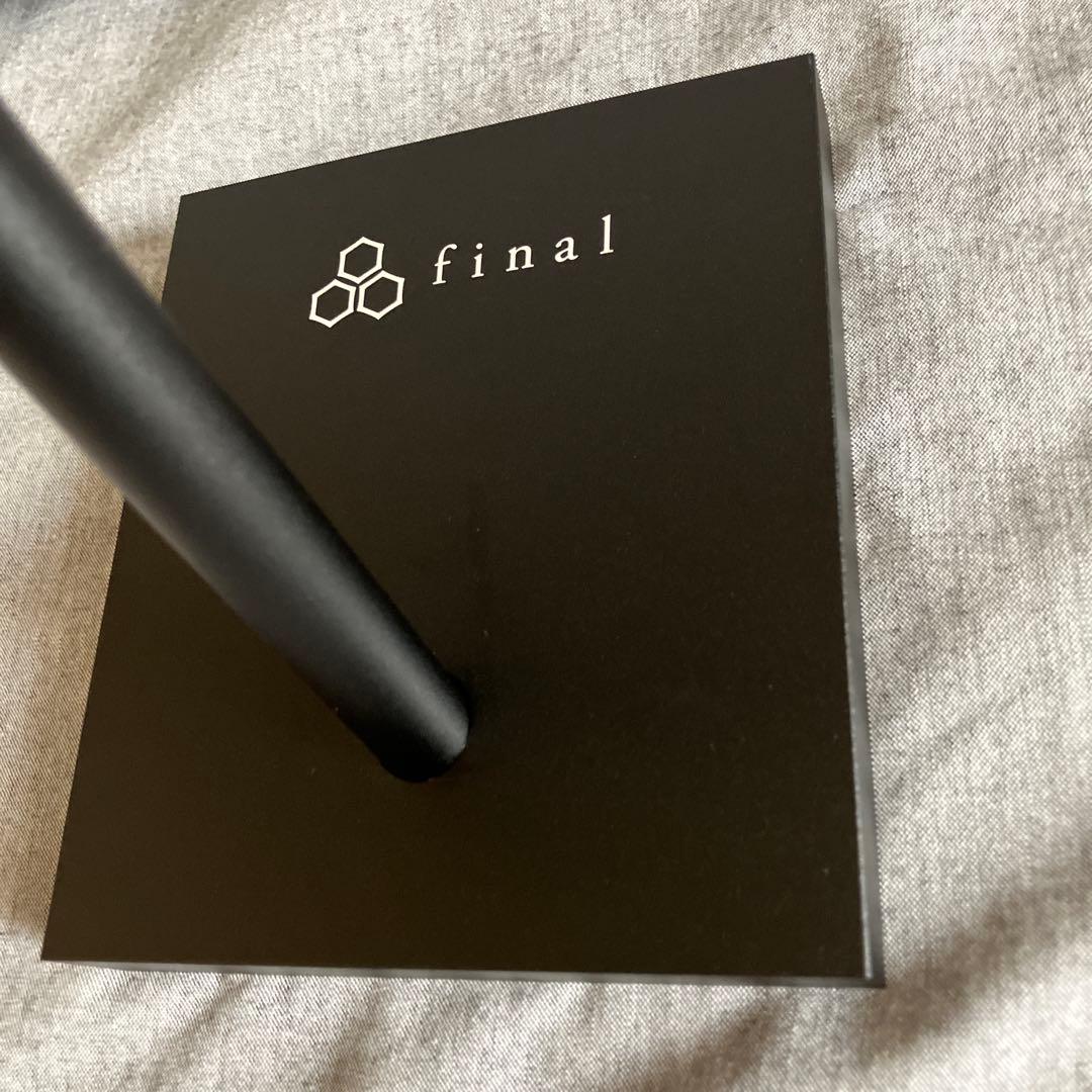 final ヘッドホンスタンド