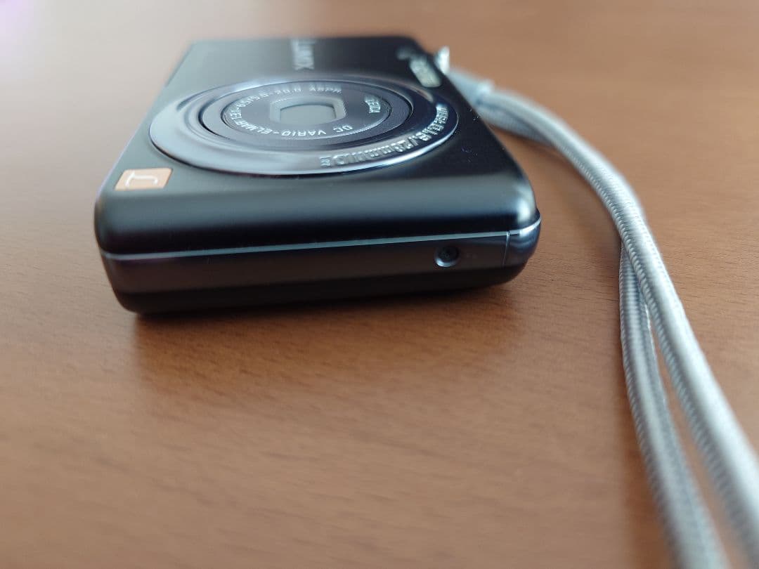 美品【動作確認済】Panasonic パナソニック LUMIX DMC-FH7