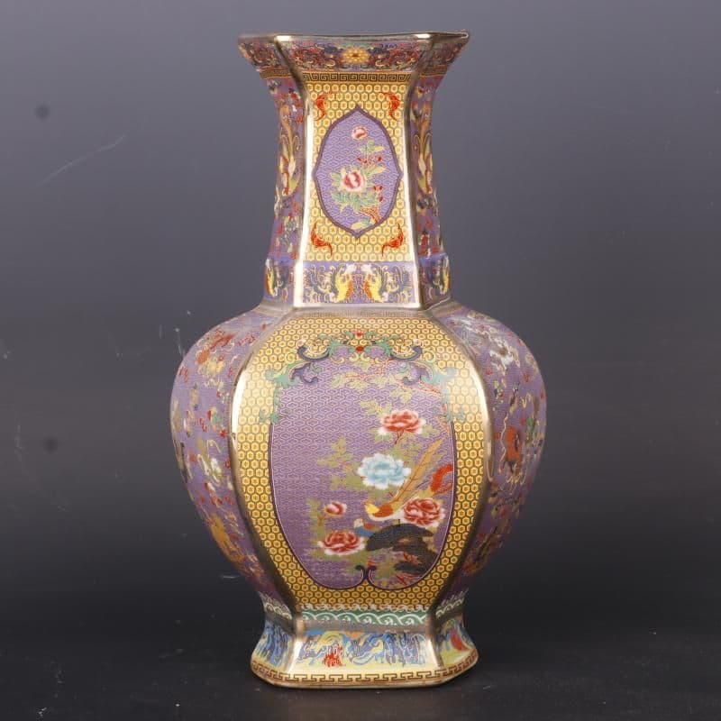 乾隆琺瑯彩蒔金方型賞瓶 花瓶 景徳鎮 陶磁器 装飾品 現代工芸品 美術品 置物