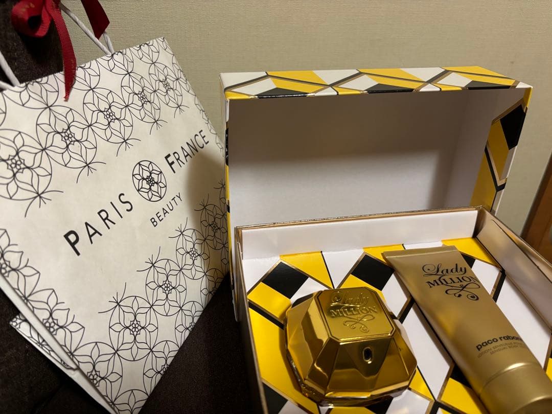 Lady Million パコラバンヌ香水80ml＋ボディ100mlギフトセット