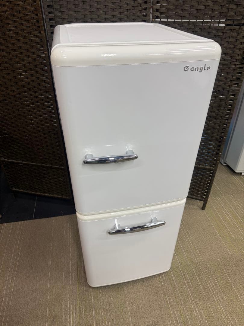 【美品】イーアングル 149L 冷凍冷蔵庫　ANG-RE151-A1
