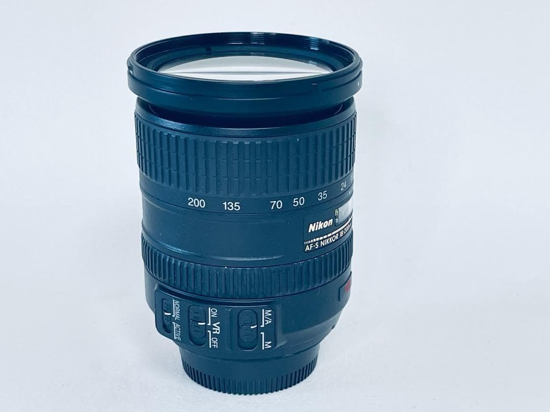Nikon ニコン AF-S DX 18-200mm f3.5-5.6G ED