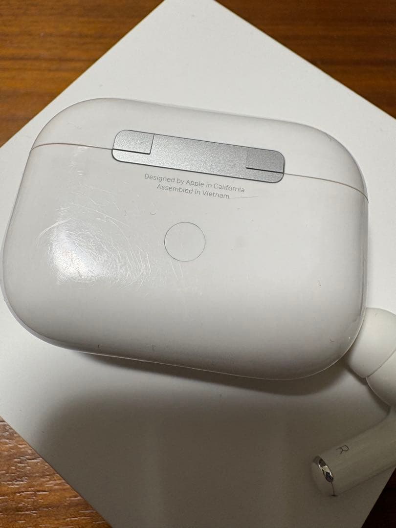 AirPods Pro 第1世代　イヤホン　アップル　ノイズキャンセリング　箱付