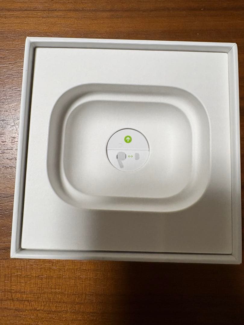 AirPods Pro 第1世代　イヤホン　アップル　ノイズキャンセリング　箱付