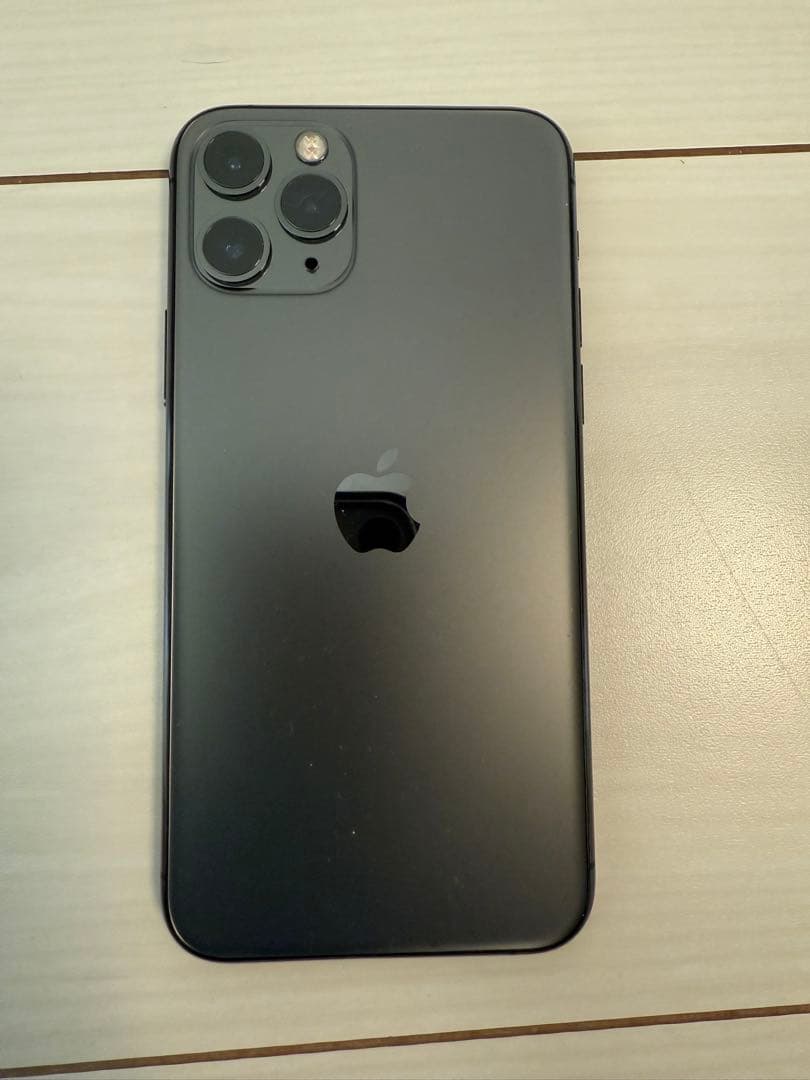 スマートフォン本体 iPhone11 pro 64GB