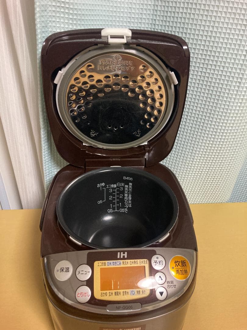 ★ZOJIRUSHI NP-GG05 IHジャー 炊飯器 3合炊き 2017年製