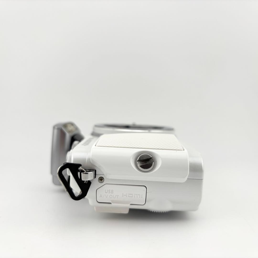 【完動品】OLYMPUS PEN Lite E-PL6 ボディ動作確認済み