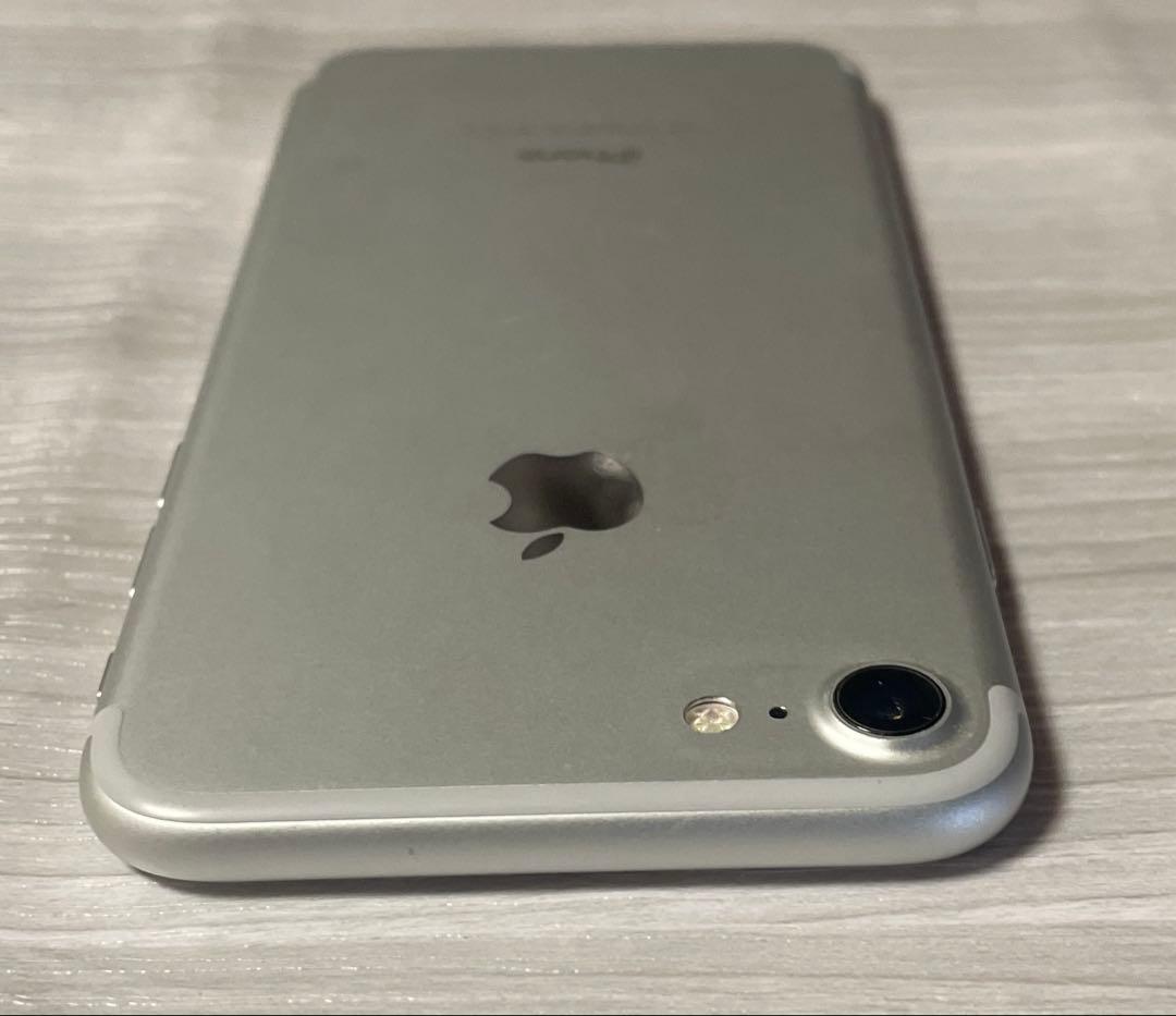 バッテリー93%美品SIMフリー iPhone7 32GB