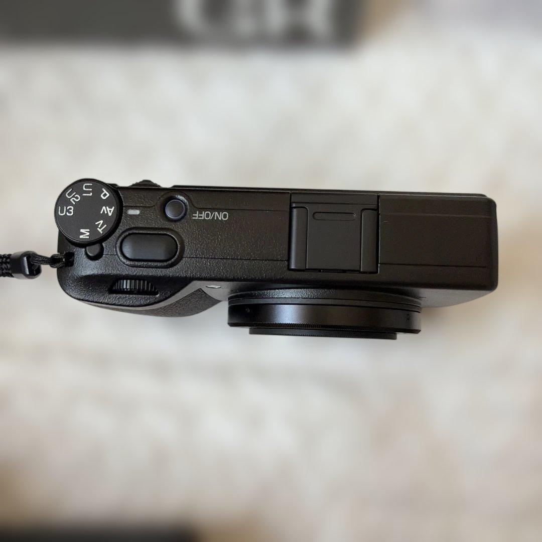 【極美品】RICOH GRⅢx ショット数435回 おまけ付フルセット