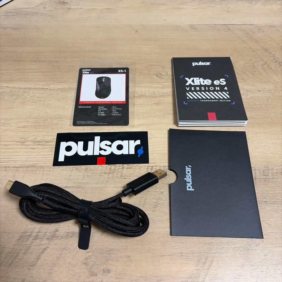 マウス・トラックボール Pulsar Xlite v4 eS Medium
