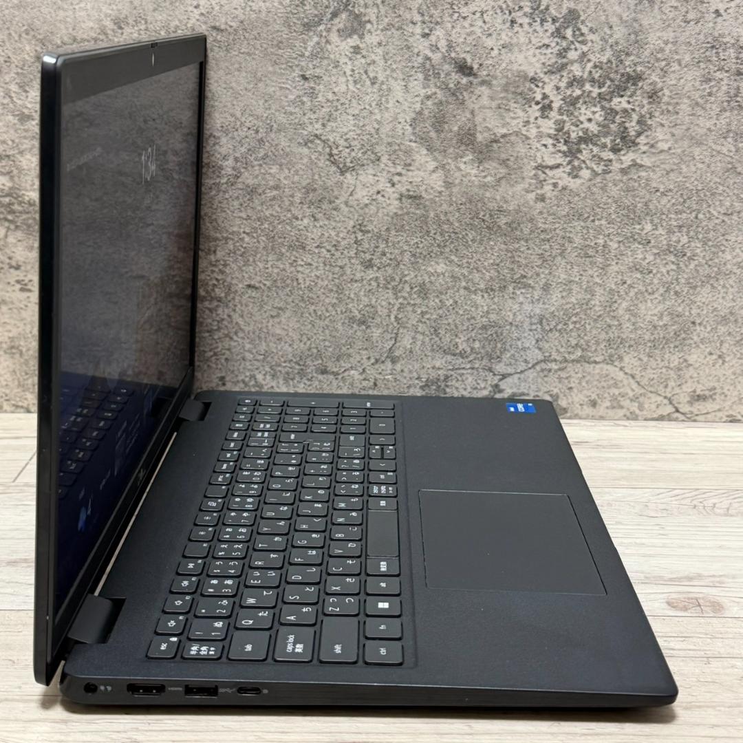 準美品 Latitude 11世代i5 16GB 15.6型 高性能ノート