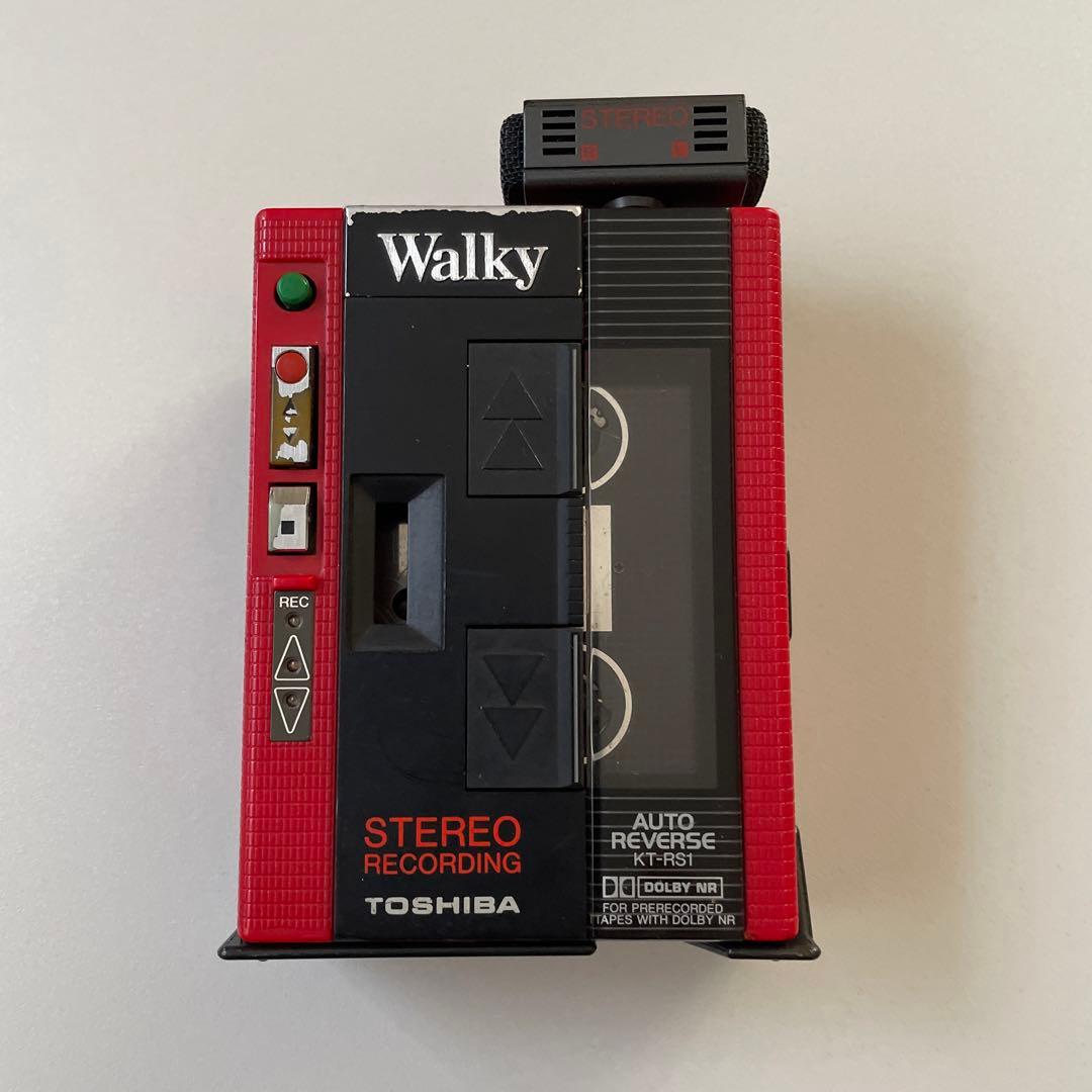 TOSHIBA カセットWALKMAN Walky ラジオ付 昭和