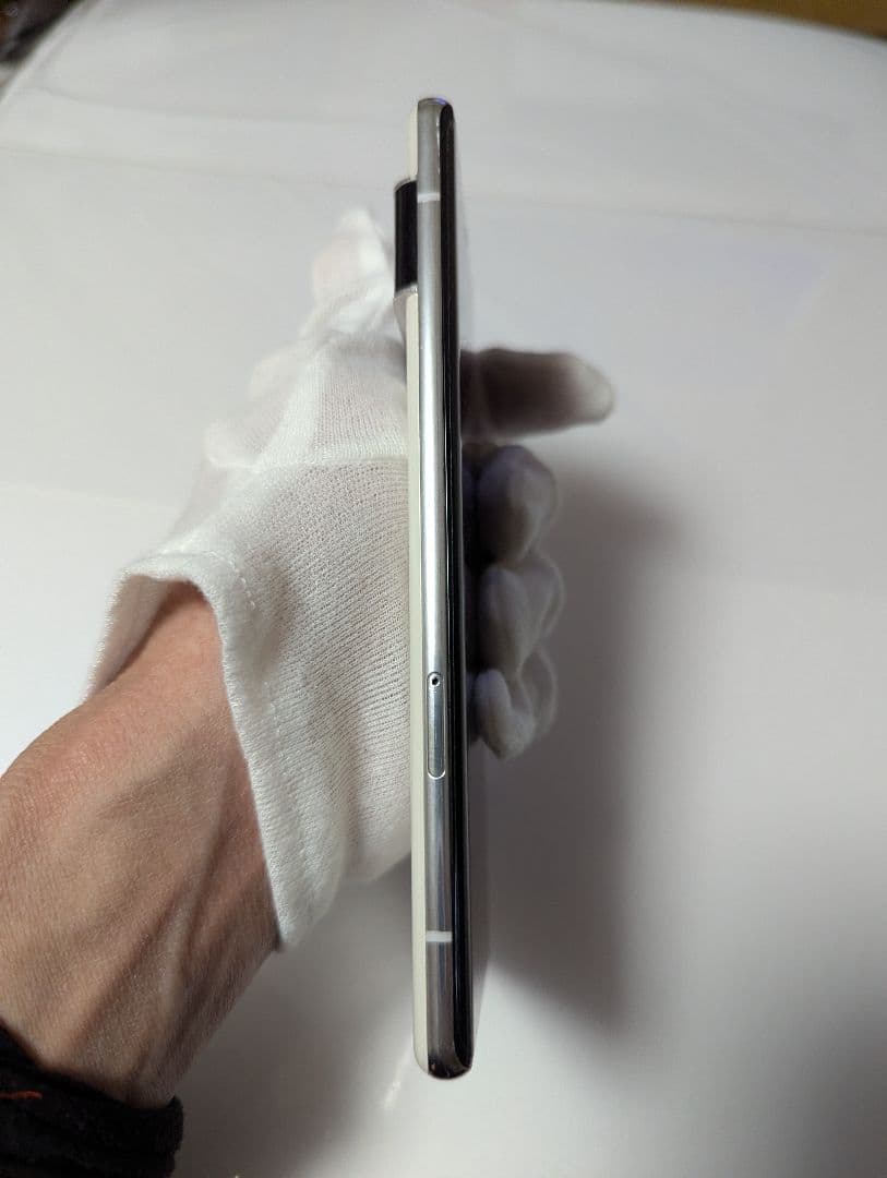 Google Pixel 6 Pro 本体 SIMフリー 右側上部に液漏れ有り