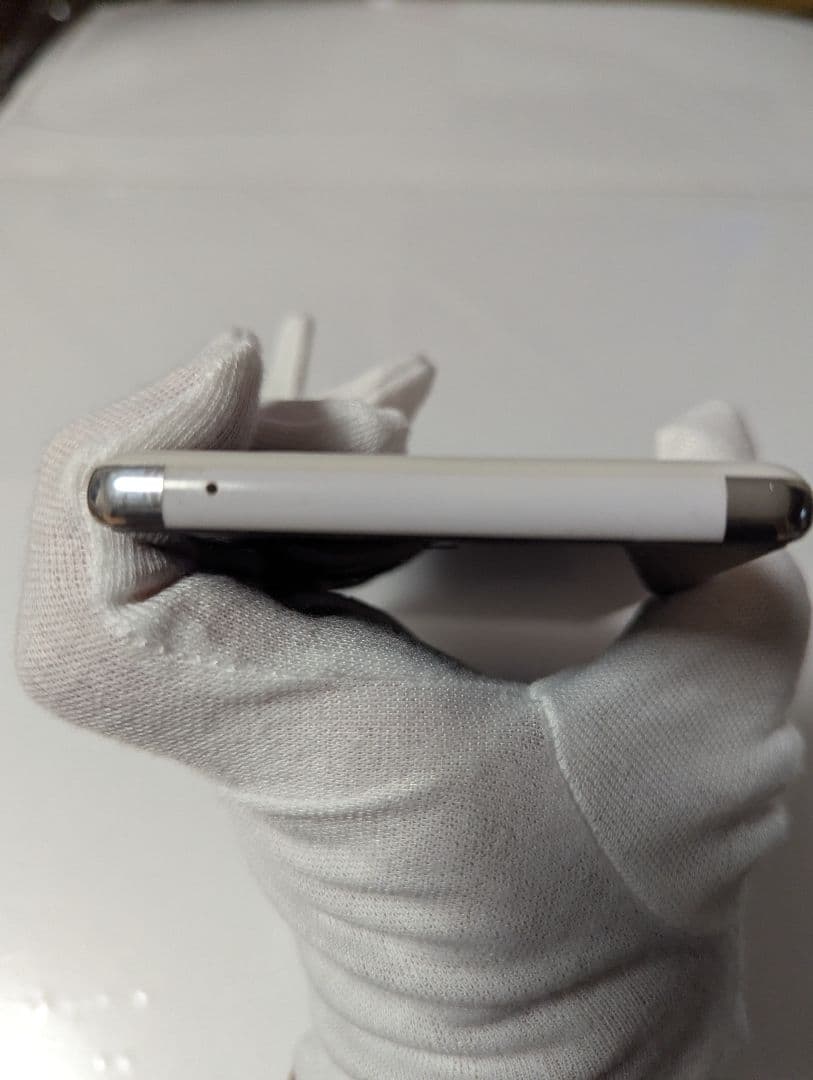 Google Pixel 6 Pro 本体 SIMフリー 右側上部に液漏れ有り