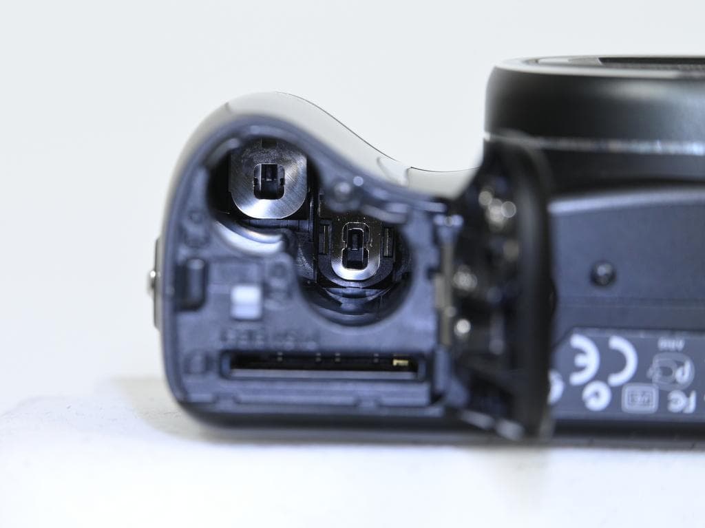 【美品】 キヤノン　Canon PowerShot SX100 IS