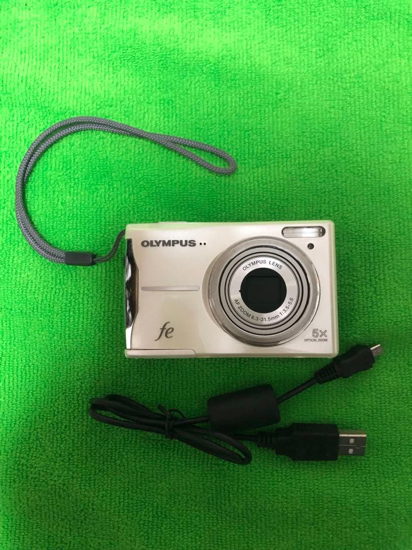 OLYMPUS コンパクトデジタルカメラ 12メガピクセル