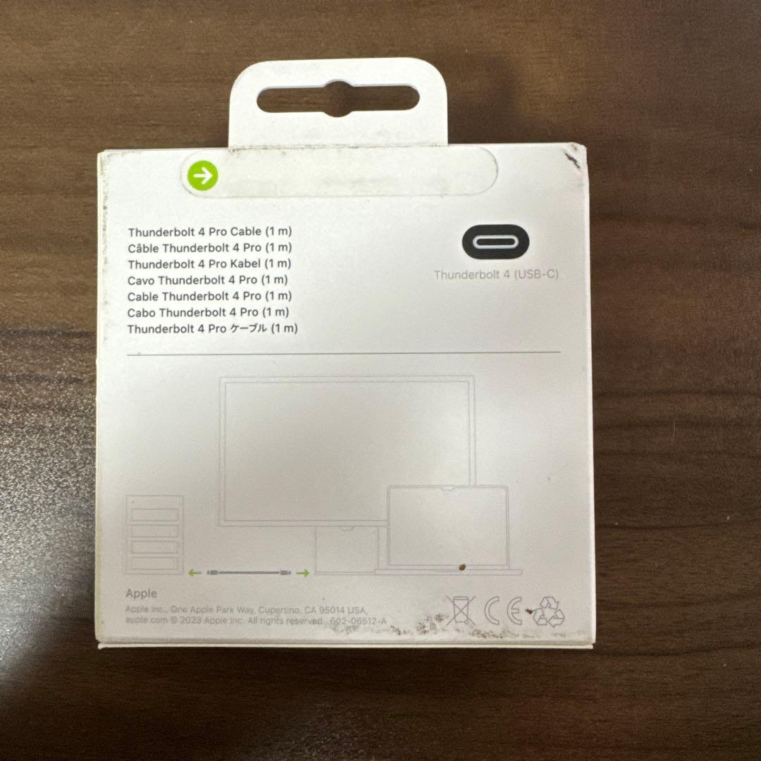 Apple Thunderbolt 4（USB‑C）Proケーブル（1m）