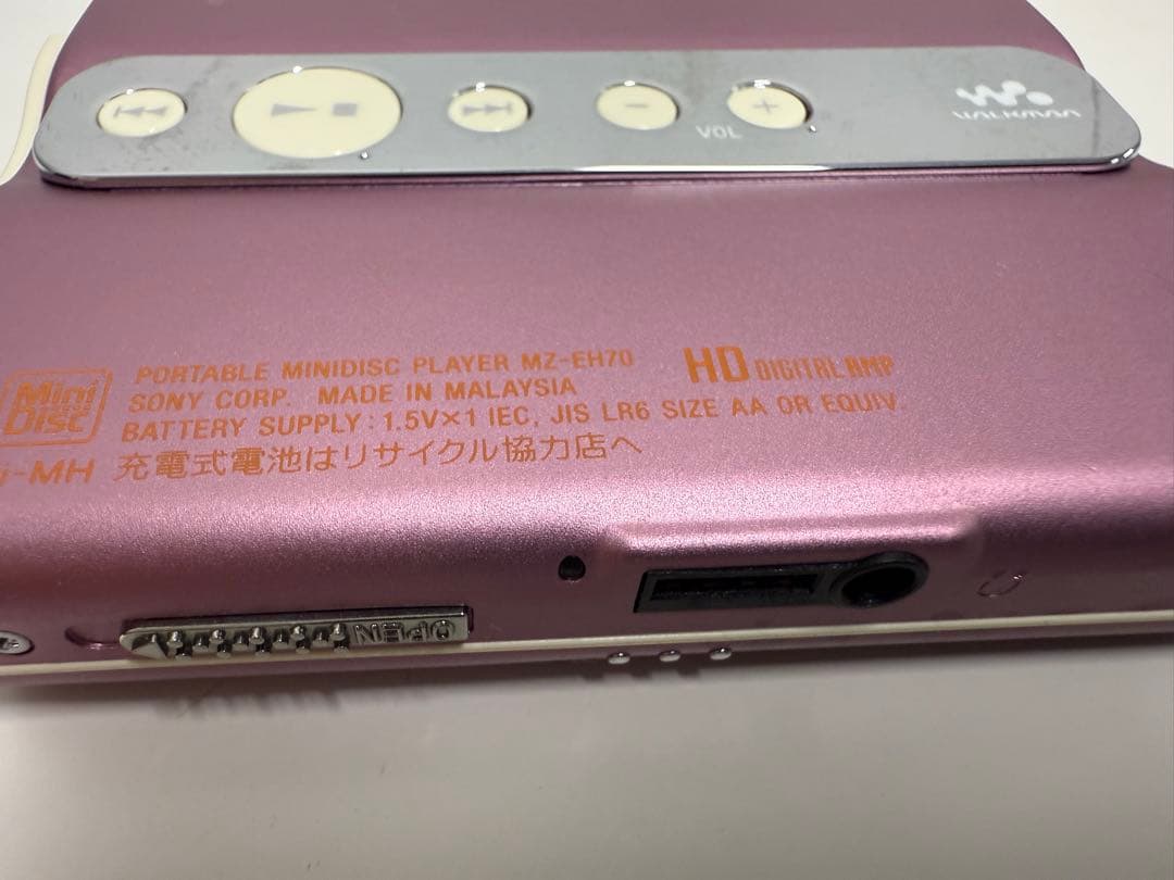 SONY ソニー　MDウォークマン MZ-EH70