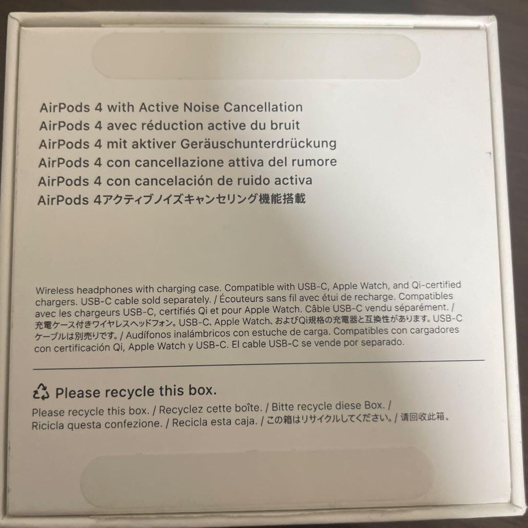 極美品AirPods 4 ノイズキャンセル搭載本体 iFaceケース付き