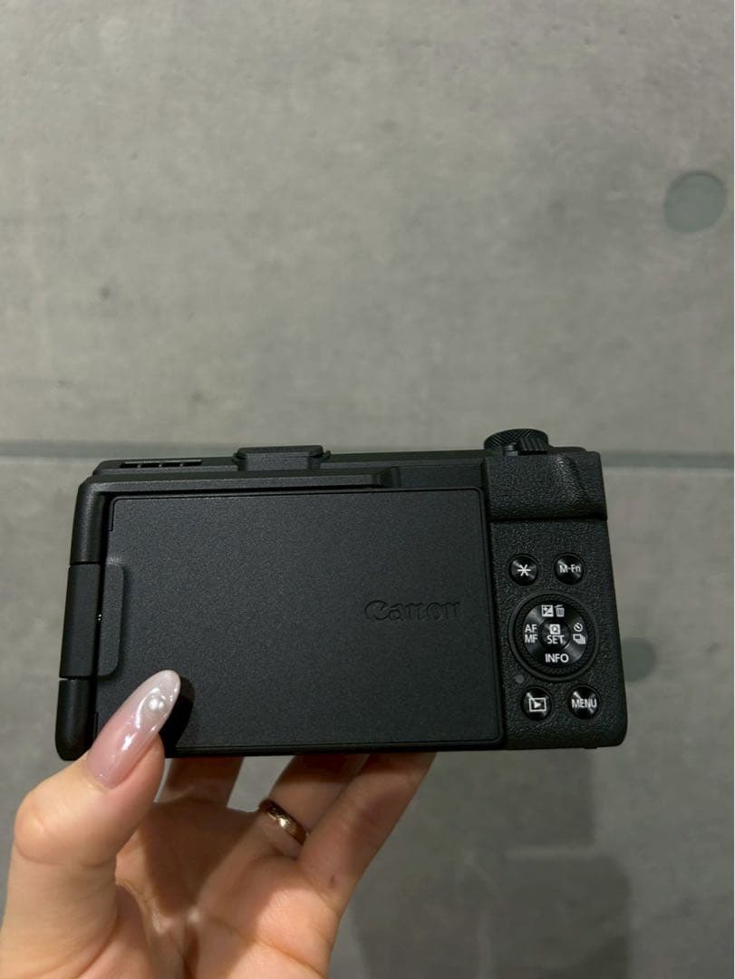 Canon Power shot v1 SDカード64GB 付属