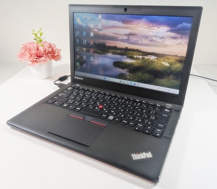 【美品】小型ノートパソコン✨SSD128GB✨win11✨オフィス✨カメラ