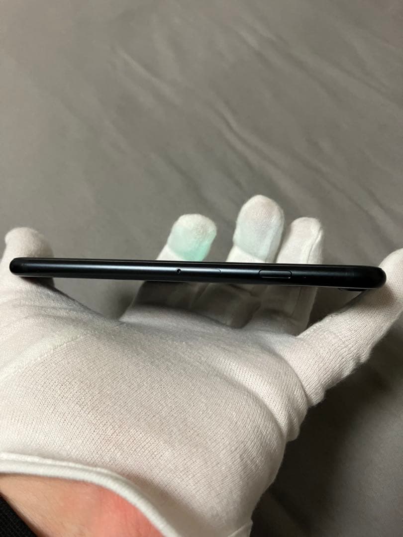 ぱ*。様 美品 バッテリー100% iPhone SE (第3世代) 64GB