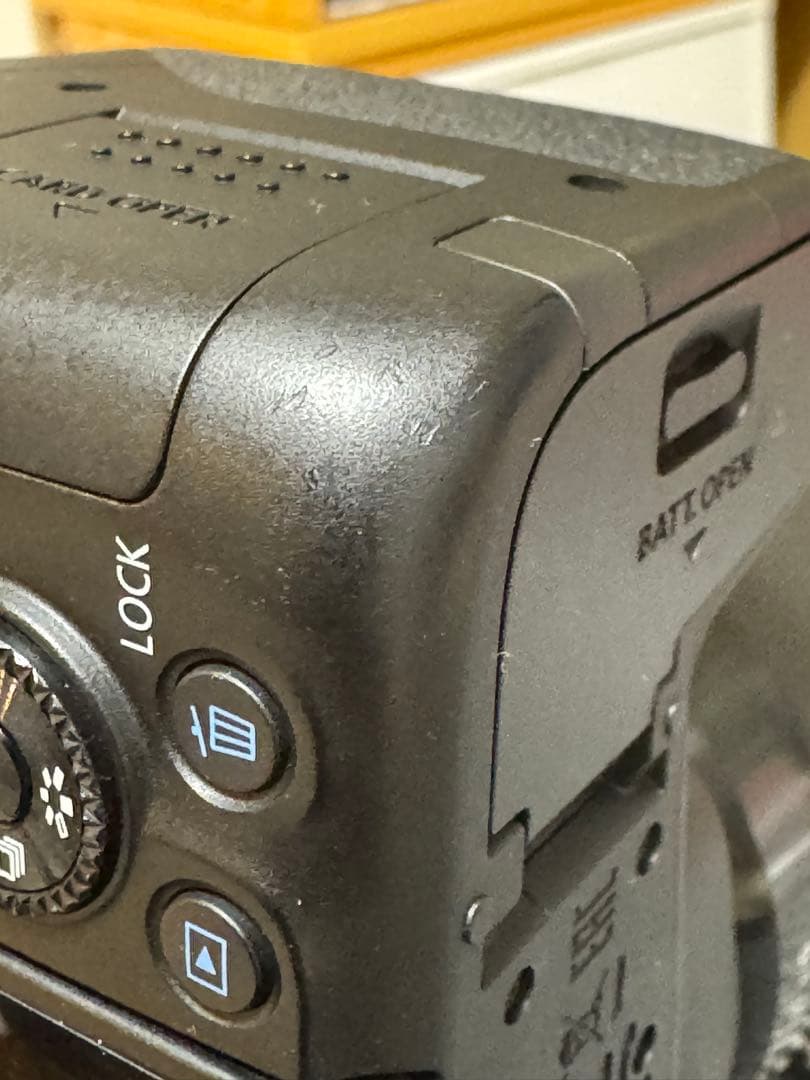 Canon EOS Kiss X10i デジタル一眼レフカメラ