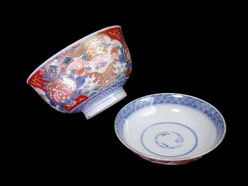 古伊万里　金襴手　菊花四方襷紋　蝶に花の図　蓋茶碗　N1922AS-DCt