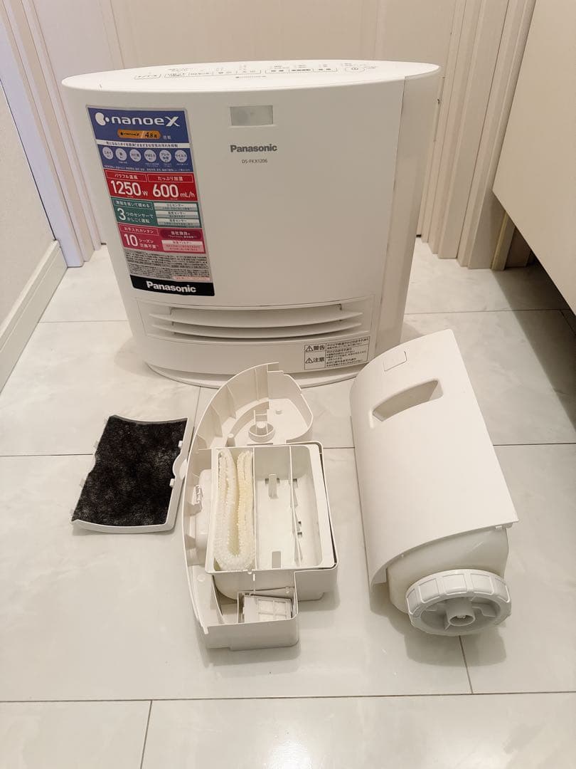 Panasonic 加湿機能付きセラミックファンヒーター DS-FKX1206