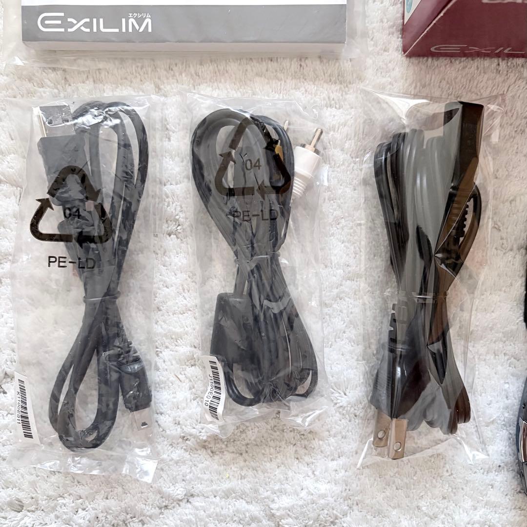 極上品【動作品】CASIO カシオ EXILIM EX-Z330 レトロコンデジ