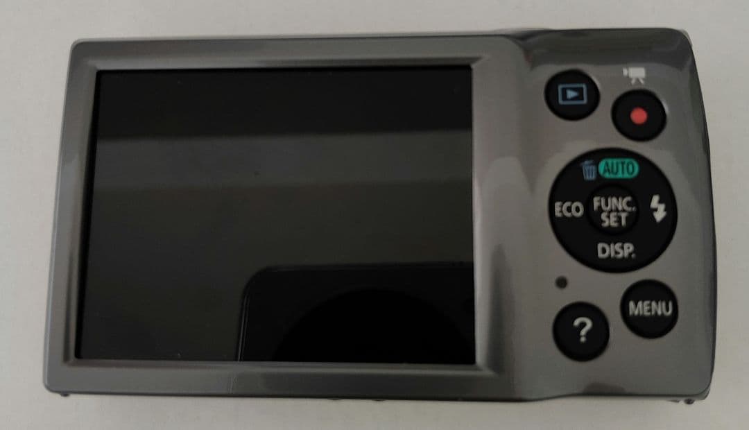 美品　Canon IXY150 デジカメ