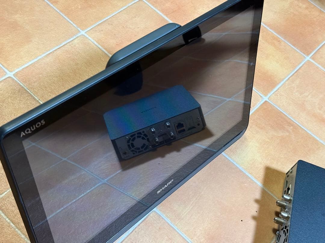 シャープ AQUOS ポータブルテレビ