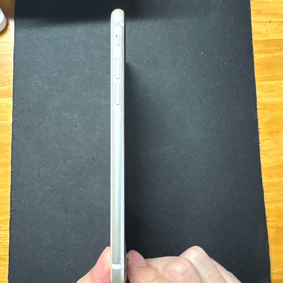 iPhone SE 第3世代