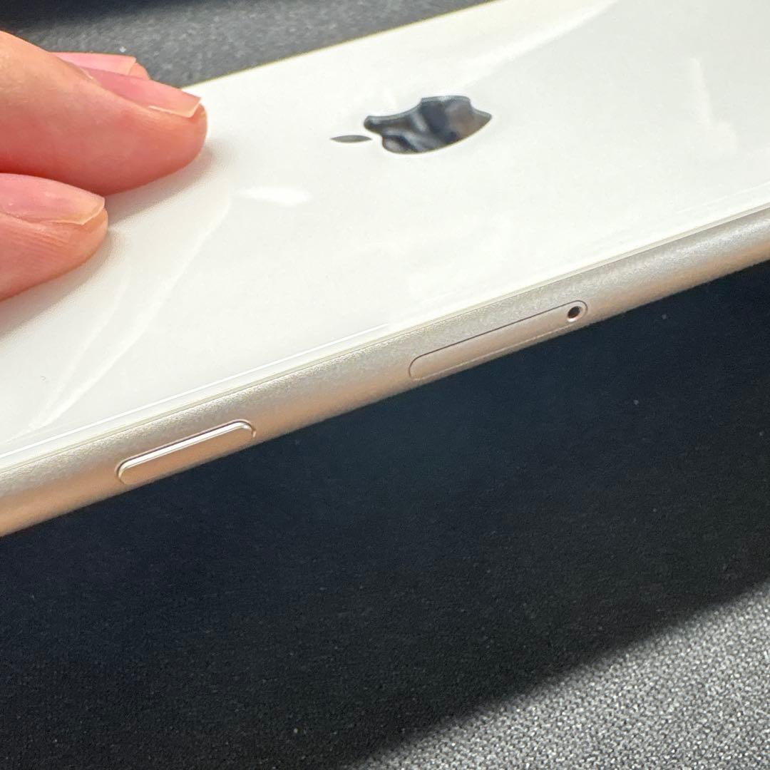 iPhone SE 第3世代