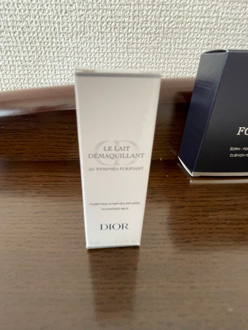 Dior Forever Skin Glow Cushion ケース付き1度使用