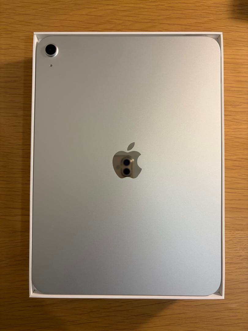 【ほぼ新品】iPad 第11世代 100% 充放電5回 キーボード&ペン付き