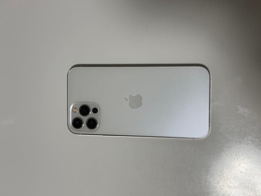 Apple iPhone 12 Pro 256GB 海外版シルバー 本体
