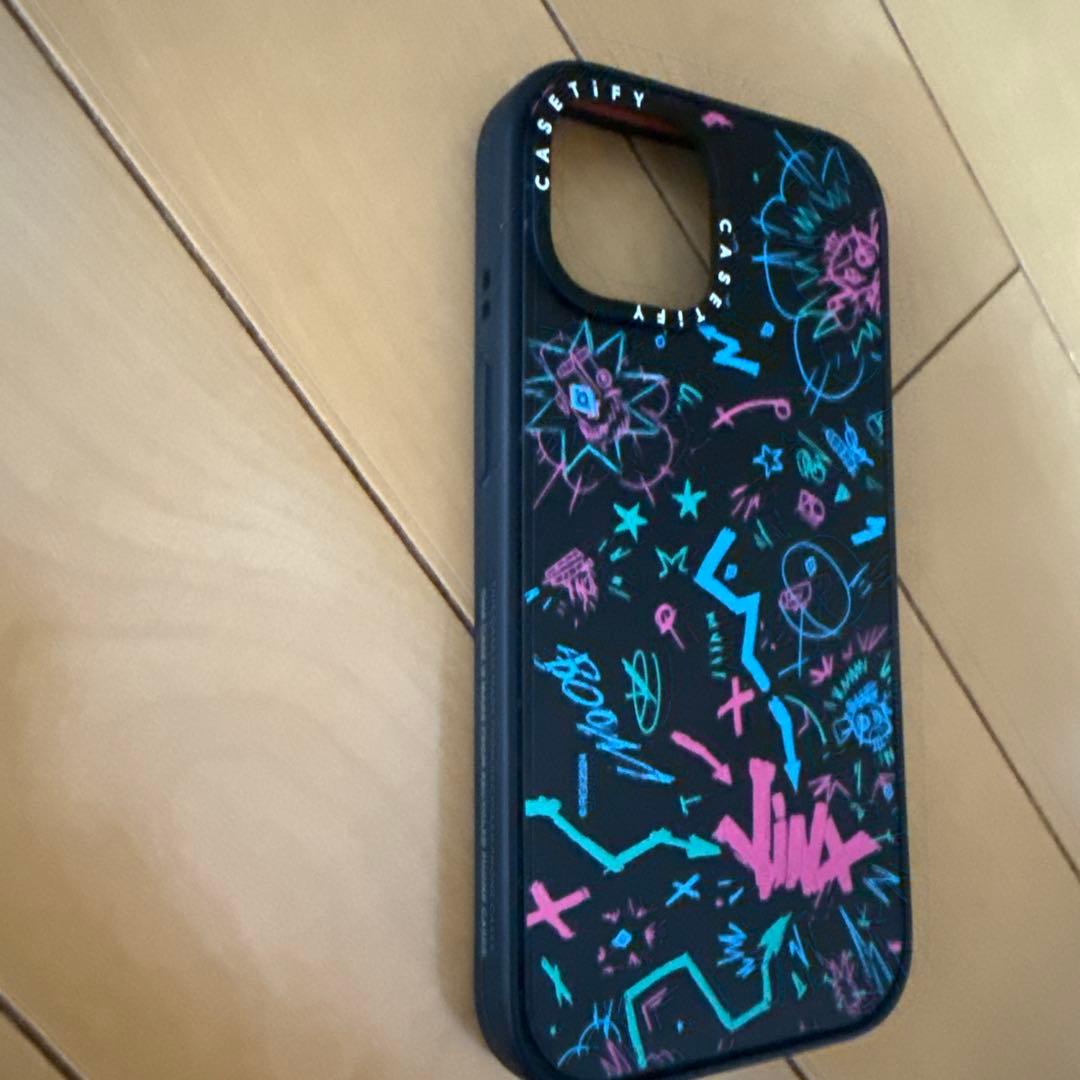 CASETiFY Jinx Graffiti Case / iPhone15用