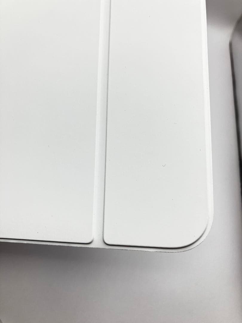 iPad Pro Smart Folio ホワイト