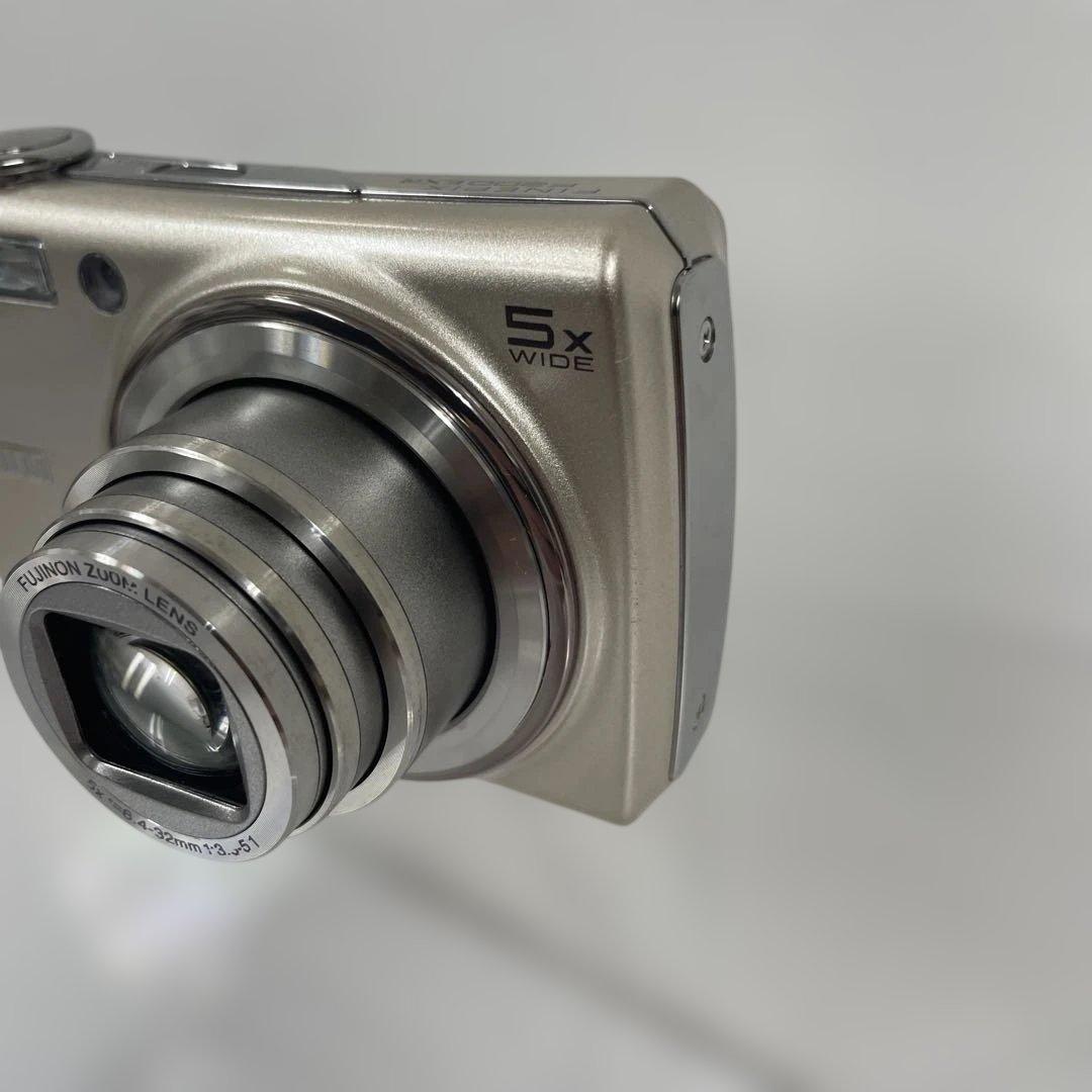 【美品】フジフィルム　FUJIFILM FinePix F200EXR ゴールド
