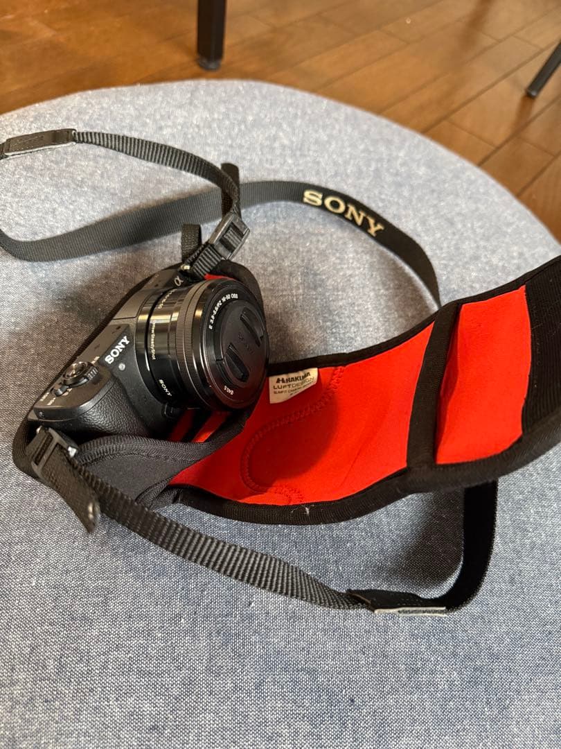 N*a様 SONY α5100 黒　パワーズームレンズ、ケース、ストラップセット