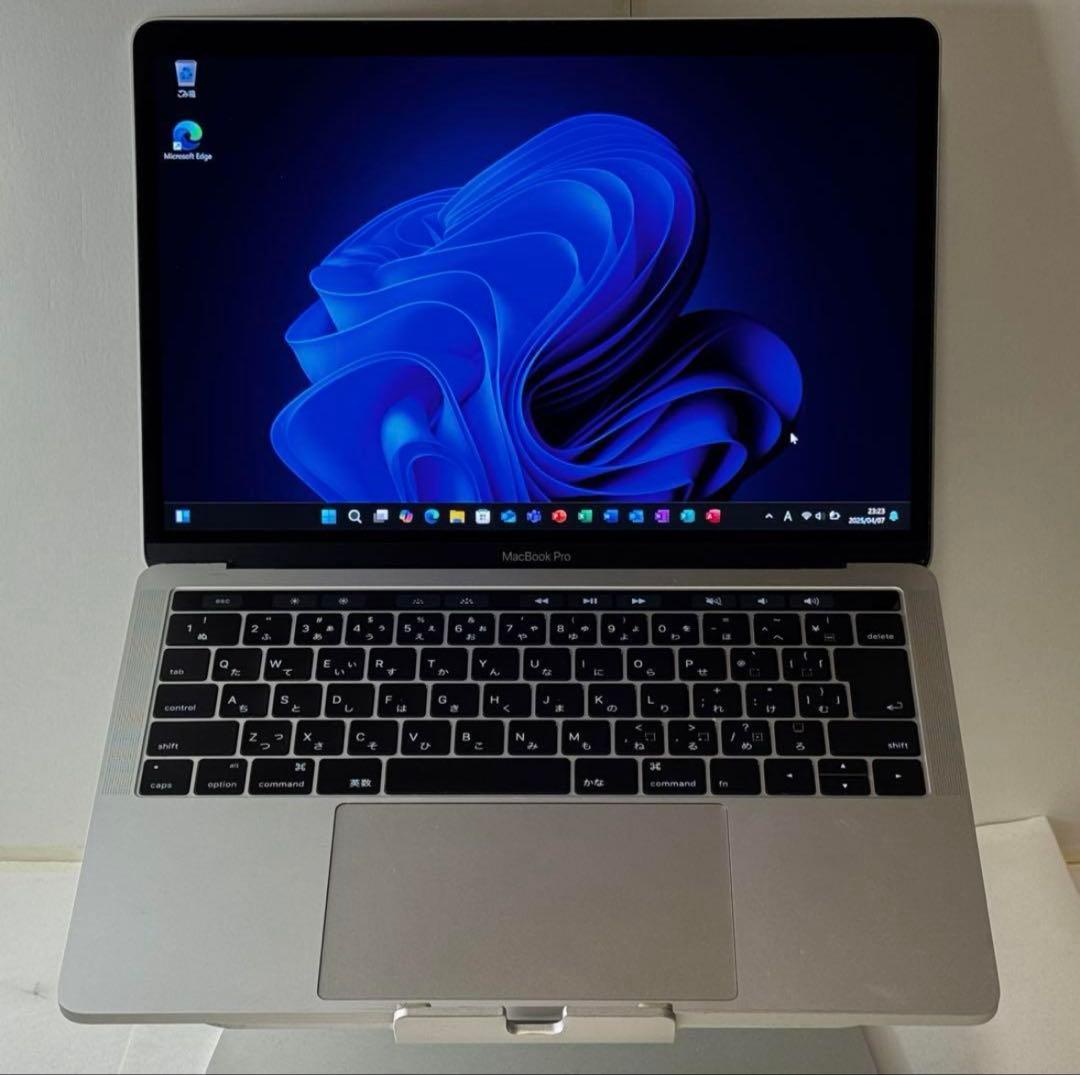MacBook Pro13㌅ タッチバー＋指紋認証 A1706 ウィンドウズ搭載
