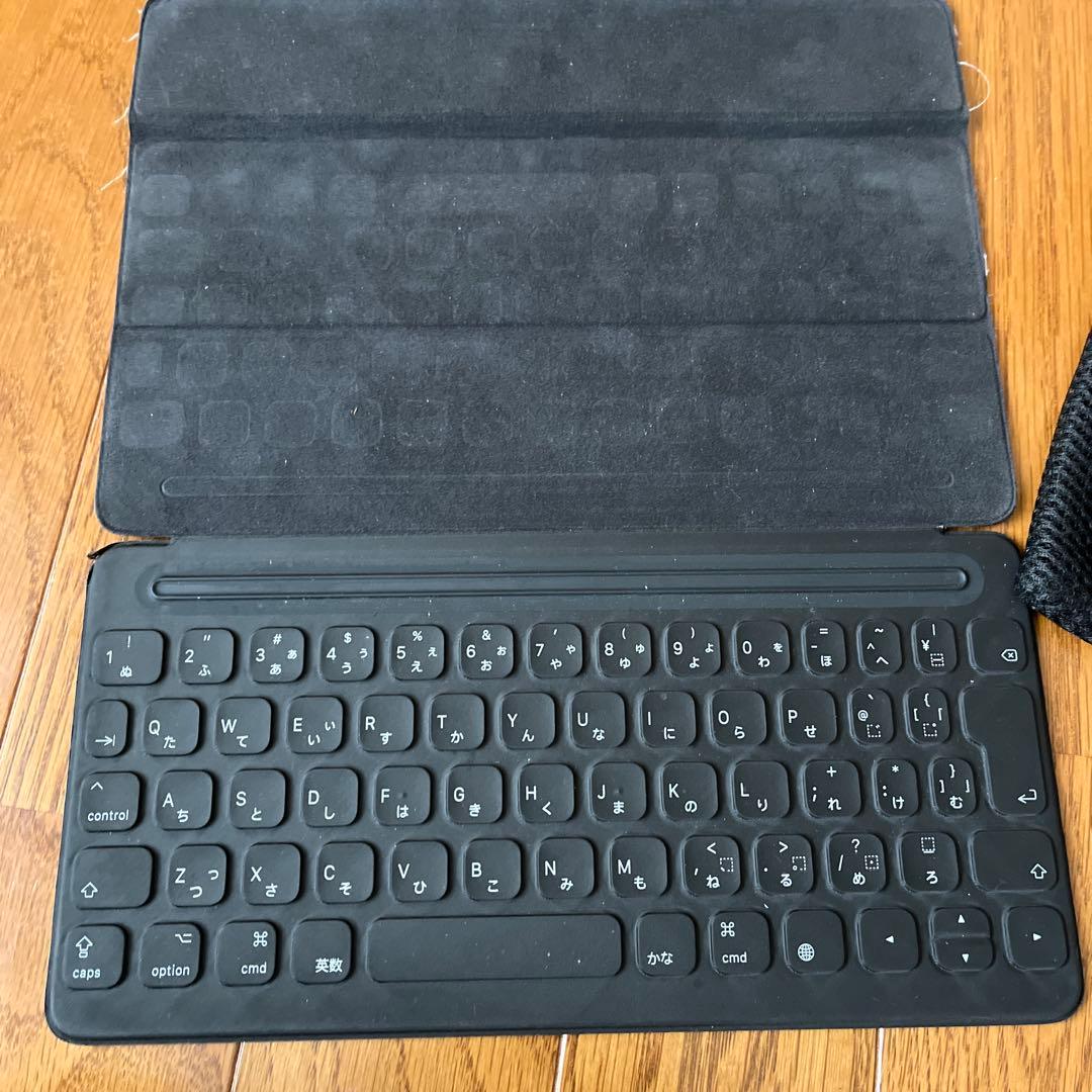 iPad 第9世代　64GB 純正smartkeyboardセット