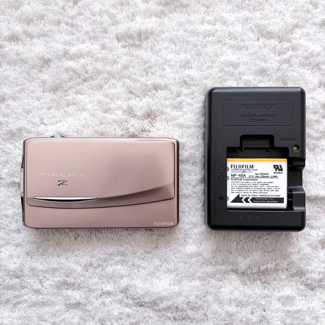 美品【動作確認済】FUJIFILM 富士フイルム FINEPIX Z950EXR