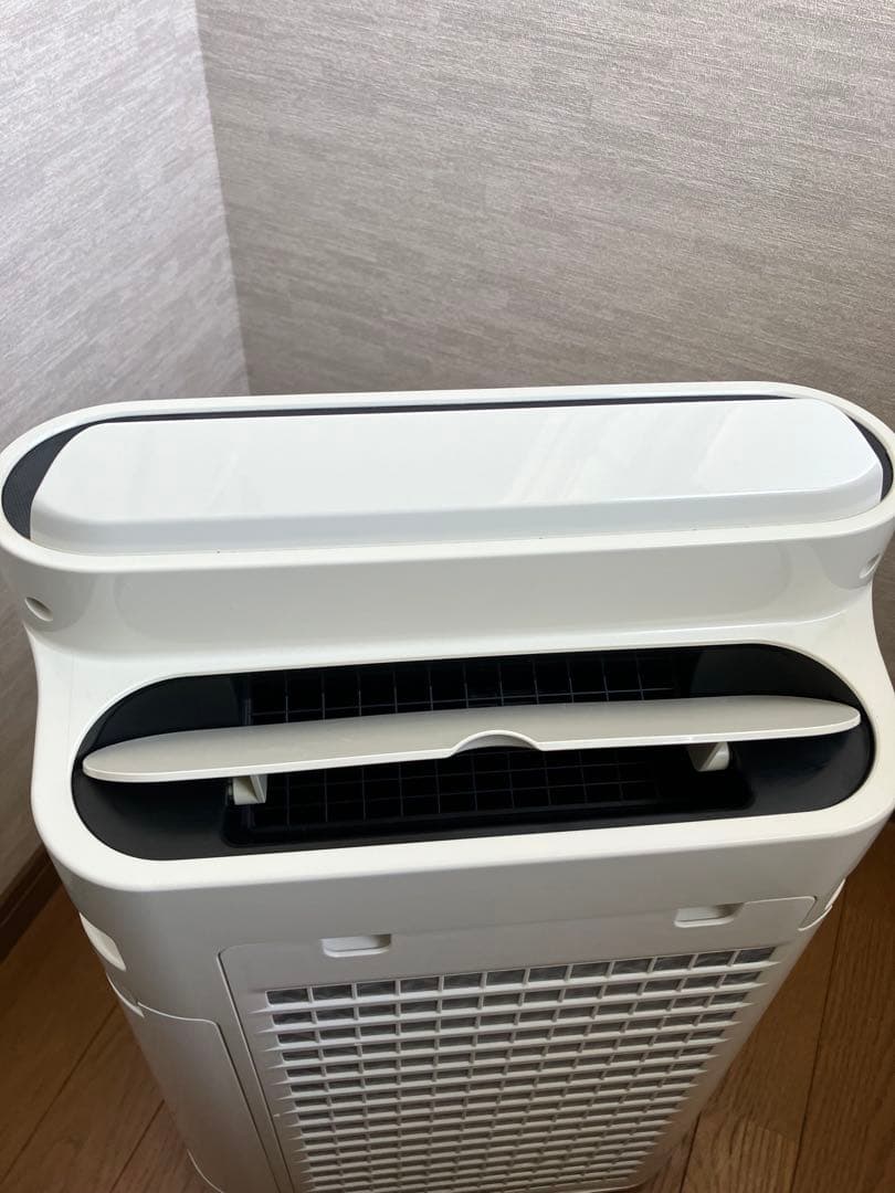 SHARP プラズマクラスター 加湿空気清浄機 KC-J50-W 2019年製