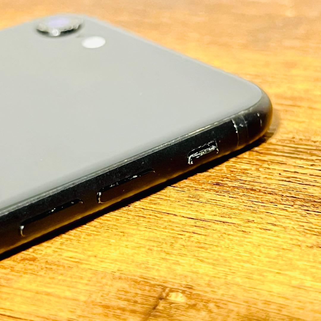 Apple iPhone seブラック 本体