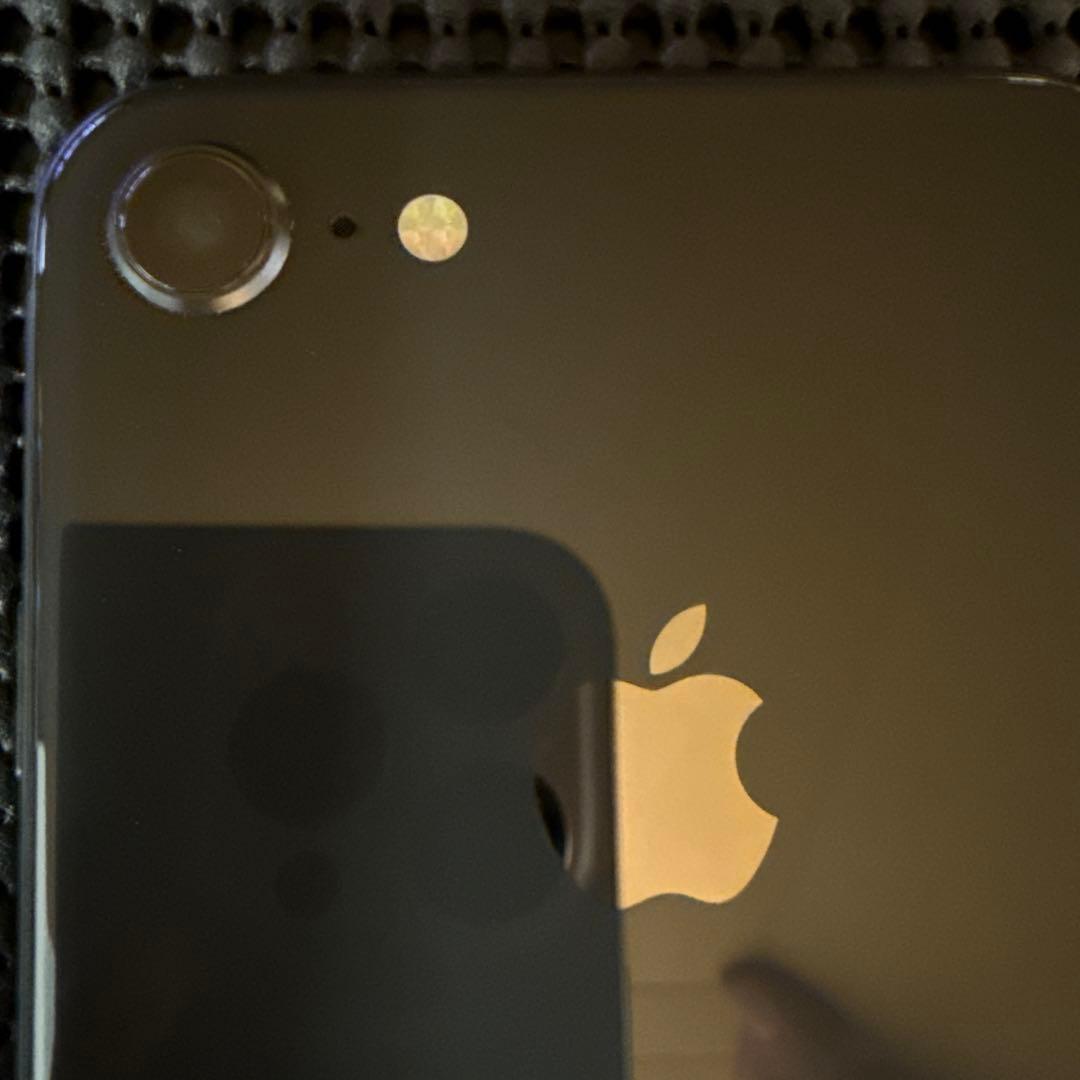 美品 iPhone 8 64GB スペースグレー SIMフリー バッテリー98%