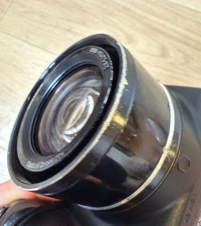 SONY Cyber-shot DSC-HX1（画面点あり）