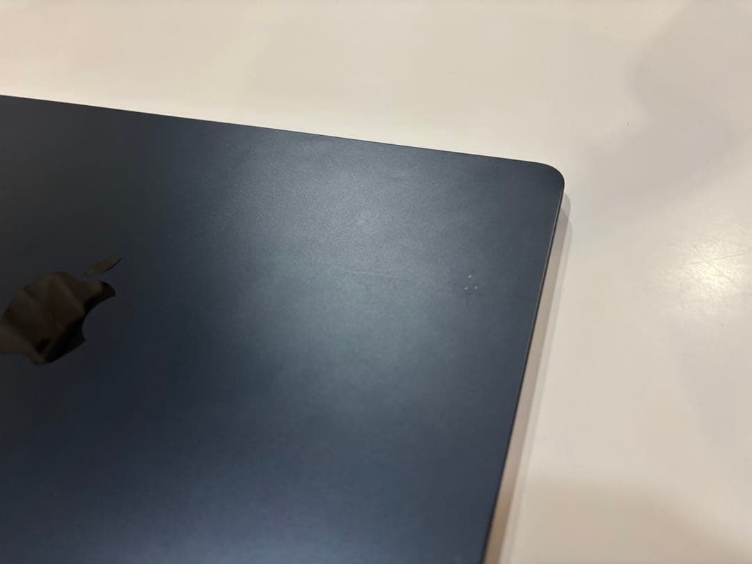 Apple MacBook 13インチ M2ミッドナイトブラック 2023年購入